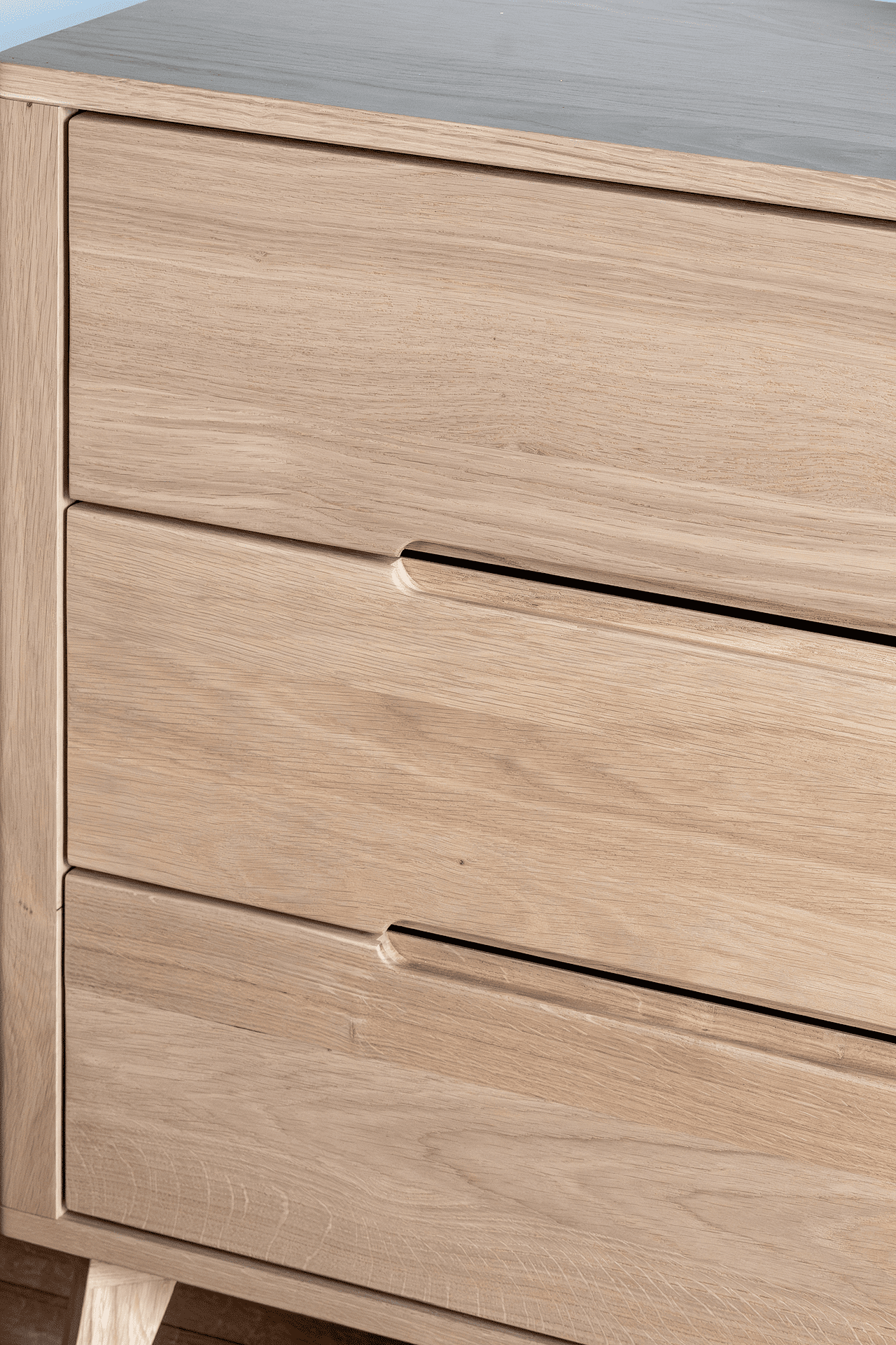 Ateliers de Langres Jade pantalonnière 3 tiroirs chêne massif